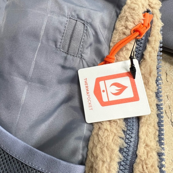 Burton Women's Prowess Ski/Snowboard Winter Jacket Size Medium MSRP 265.00 - Picture 13 of 14